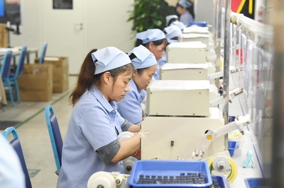 產品出國門 企業生產忙